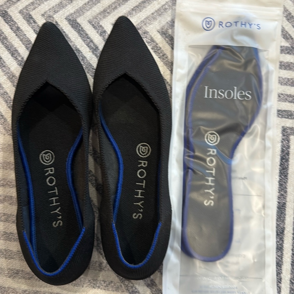 Rothy’s the point flats in black (W8)
